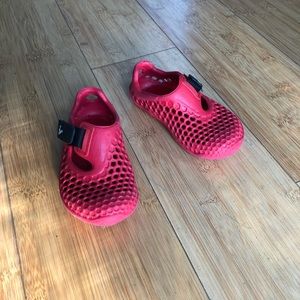 Toddler shoes Vavibarefoot size US 8